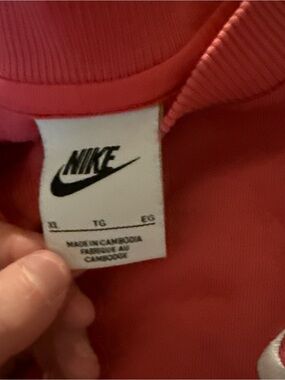 Nike Coral Pink Pullover Sweatshirt